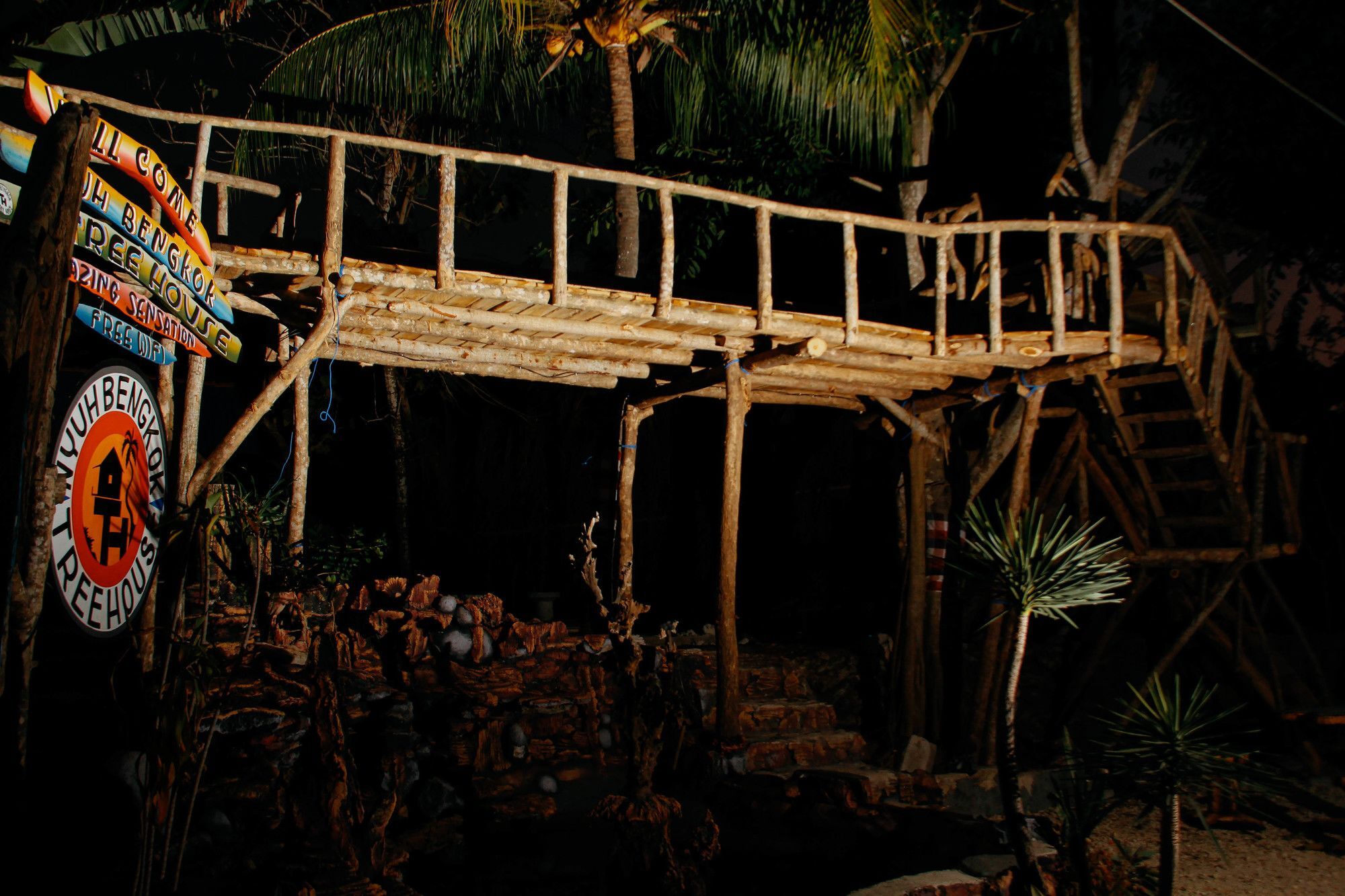 Готель Nyuh Bengkok Tree House Batununggul Екстер'єр фото